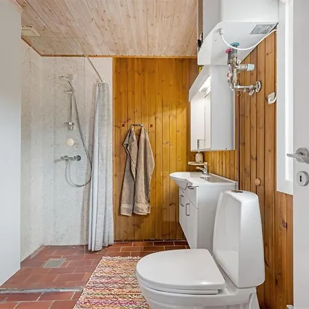 Gertine - 650m To The Fjord By Interhome